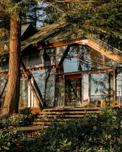 Room 4, Conner Glass Cabin by Boutique, Skagit