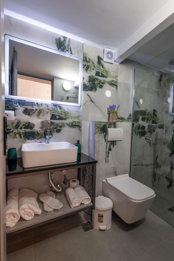 Bathroom 4, Villa Hasani 24, Sarandës