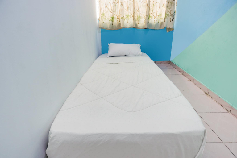 Bedroom 2, Hotel O Solo Baru 2 Homestay Syariah, Batam