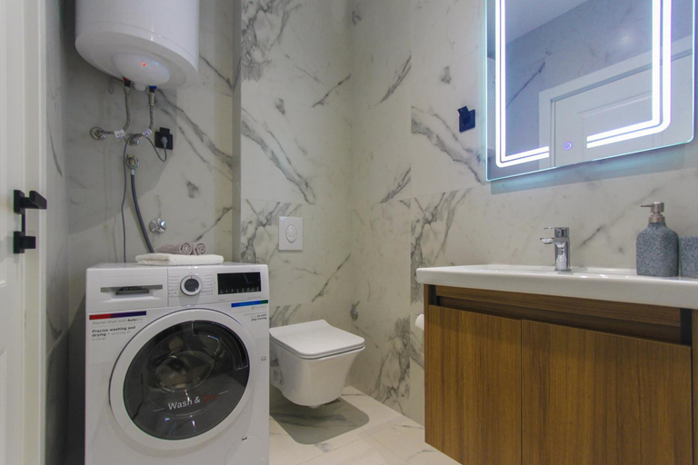 Bathroom 2, Elia Suites