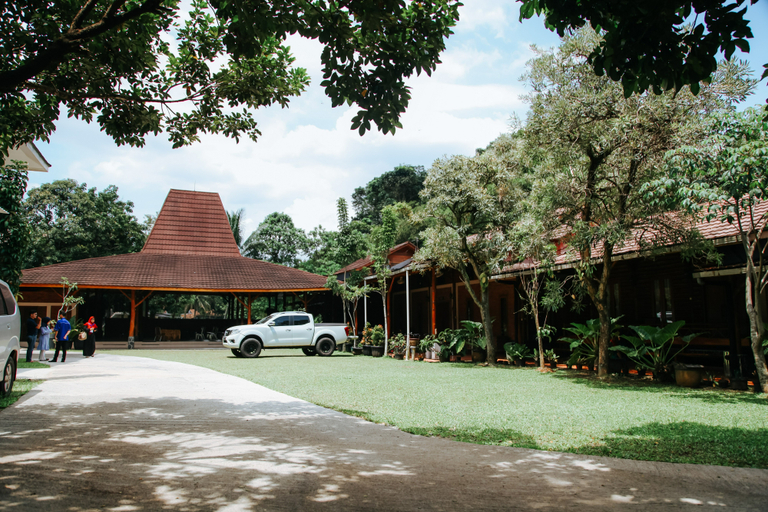 Exterior & Views 2, Saung Dolken Resort & Hotel Syariah, Bogor