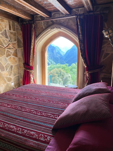 Bedroom 2, Auberge Toison d'Or, Pyrénées-Atlantiques