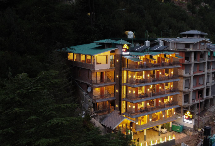 Others 4, Touch Wood Inn, Kullu