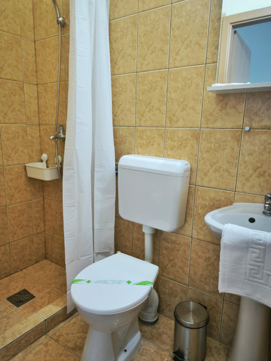Others 4, Adriana Touristik Hostel 3 Stele Arad, Arad