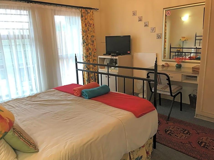 Bedroom 3, Cycads on Sea Guest House, Cacadu