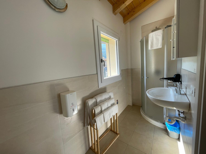 Bathroom 3, Camping Antonio, Verona