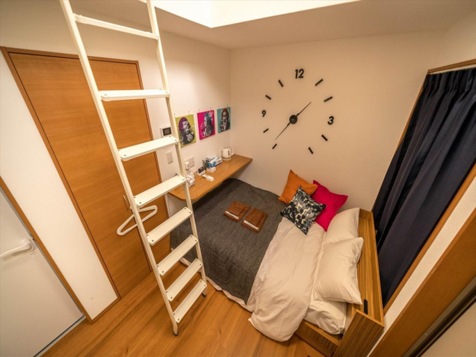 Bedroom 10