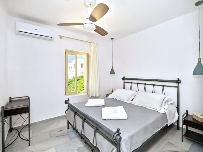Bedroom 3, Villa Maria - Naoussa Boats Blue Sandy Suite, South Aegean