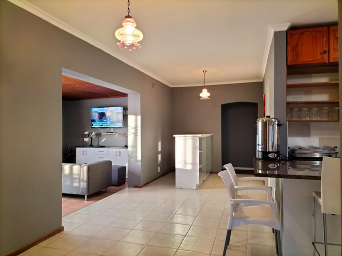 Others 3, Step-by-Step Self-Catering and B&B, City of Cape Town
