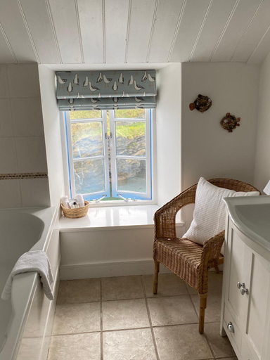 Bathroom 3, Lugger Hotel, Cornwall
