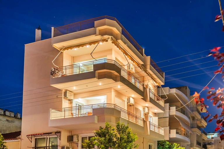 Room 5, Spacious Urban Haven-family Home Perfect Location, Peloponnese