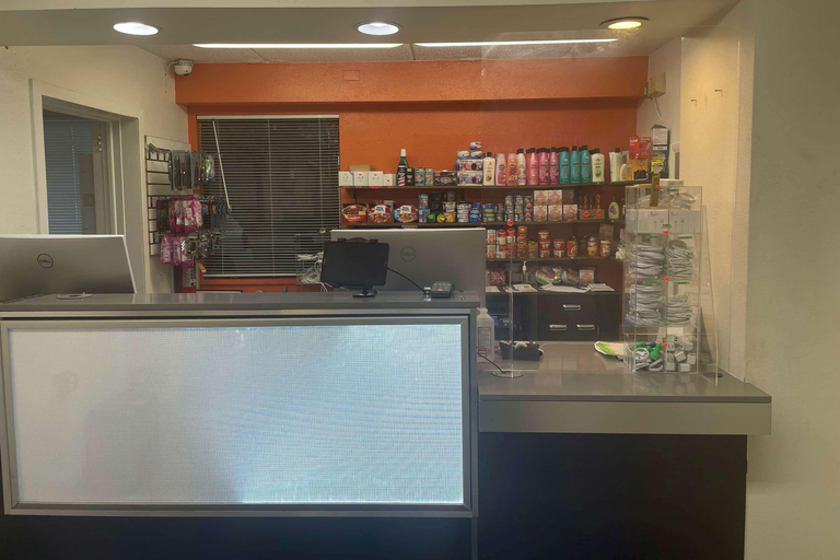Public Area 2, Travelodge By Wyndham Madison Heights Mi, Oakland