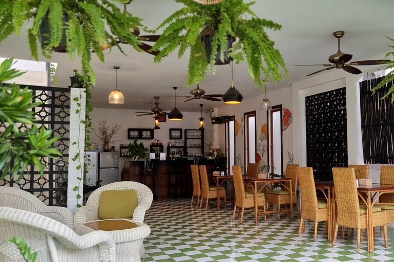 Food & Drinks 5, Vid Angkor Boutique , Siem Reap
