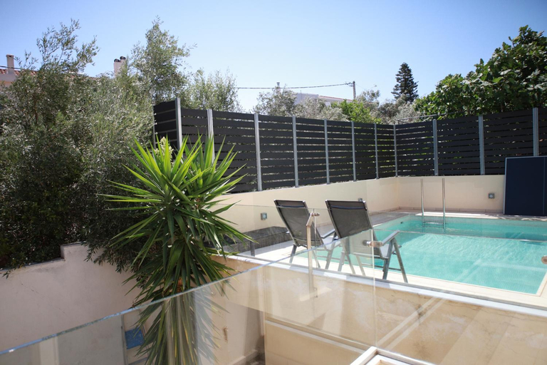 Sport & Beauty 2, Luxury Villa with Pool in Athens Riviera, Attica