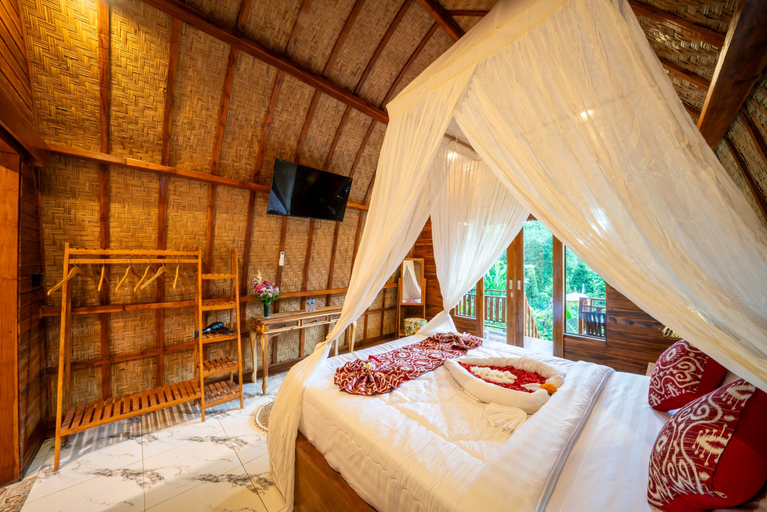 Bedroom 8