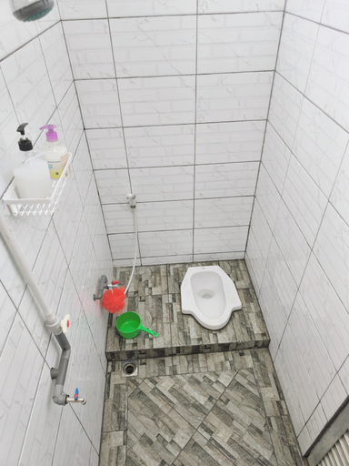 Bathroom 8