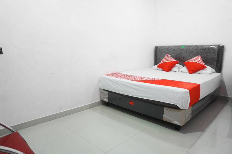 Bedroom 3, Hotel O Pondok Cahaya, Gowa