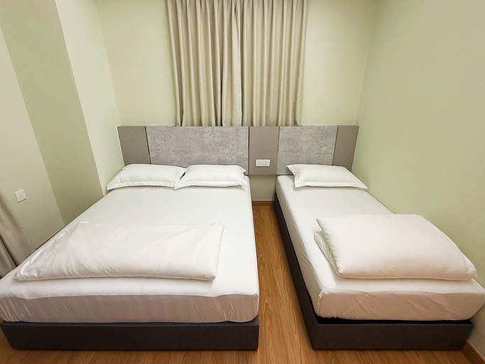 Bedroom 12