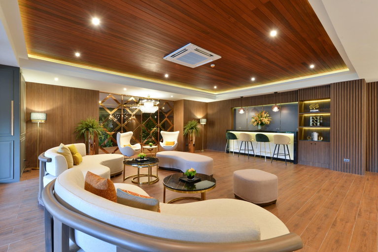 Public Area 4, Kastel Pattaya, Pattaya