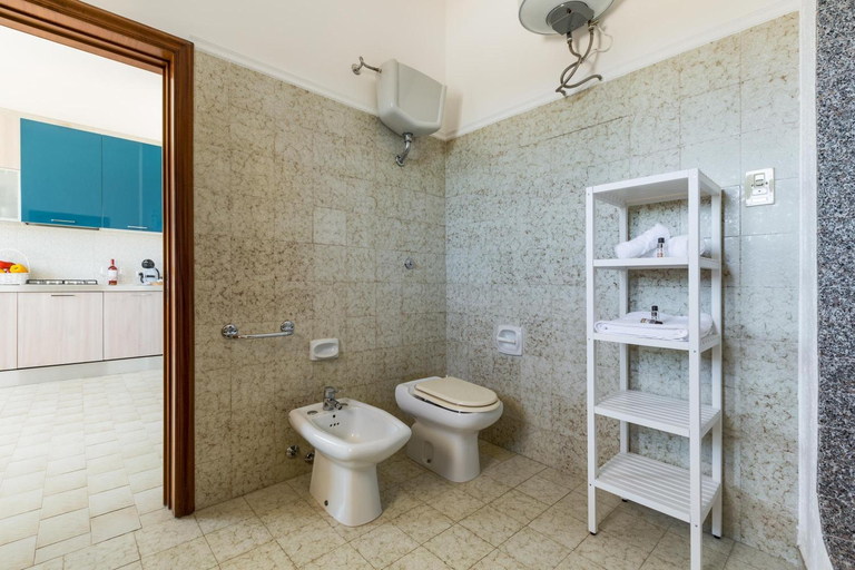 Bathroom 4, Villa Tina Maria by BarbarHouse, Taranto
