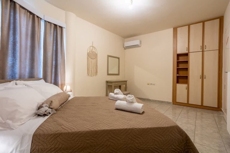 Room 5, Villa Amare - Heraklion Private Garden Retreat, Crete