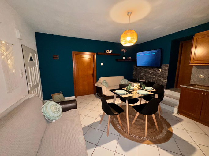 Facilities 2, Neni's House, East Macedonia and Thrace