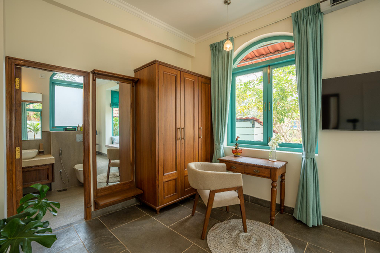Bedroom 2, ELIVAAS 3 BHK with Pvt Pool & Gazebo - Mier, North Goa