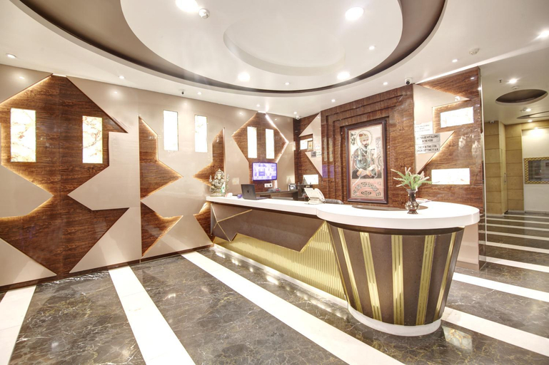 Public Area 3, Hotel All Iz Well, Delhi