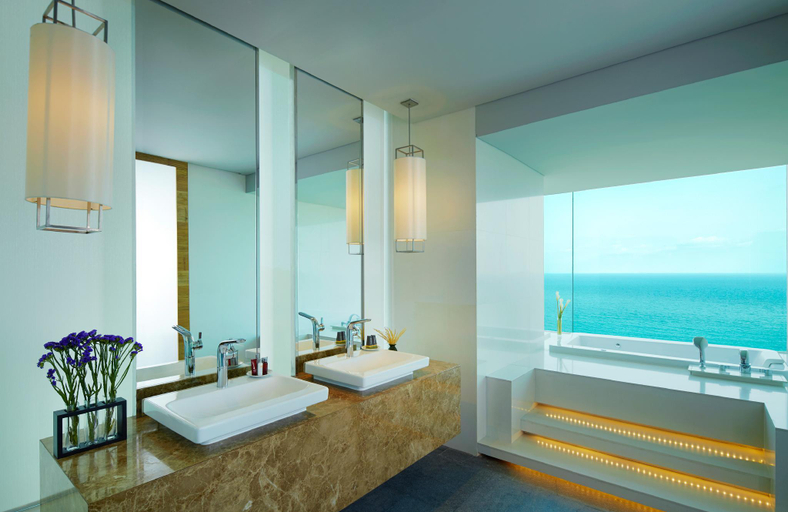 Bathroom 12