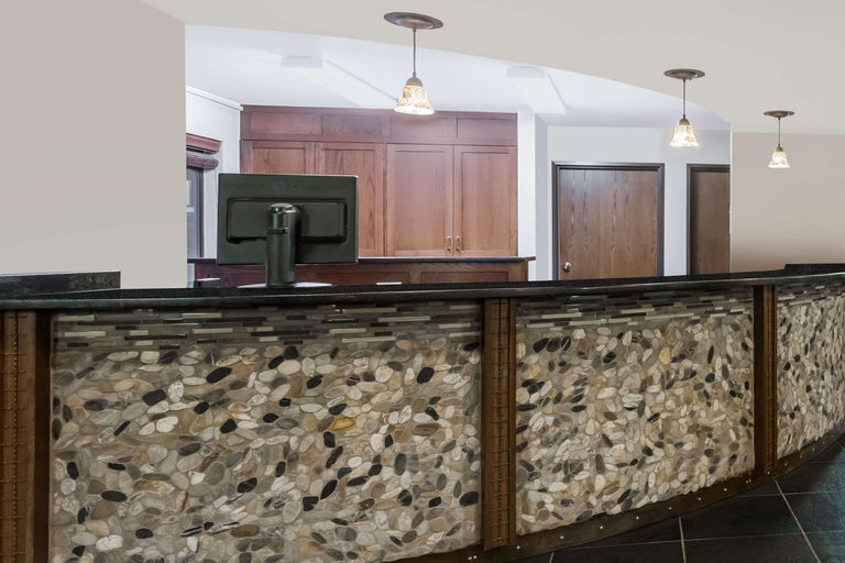Public Area 2, Days Inn by Wyndham Sidney NE, Cheyenne