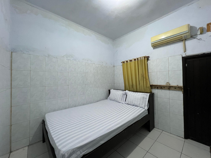 Bedroom 3, Hotel O Kost Maharaja Near Maros, Maros