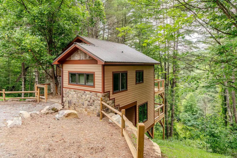Others 4, Poplar Treehouse - Rustic Luxury, Madison