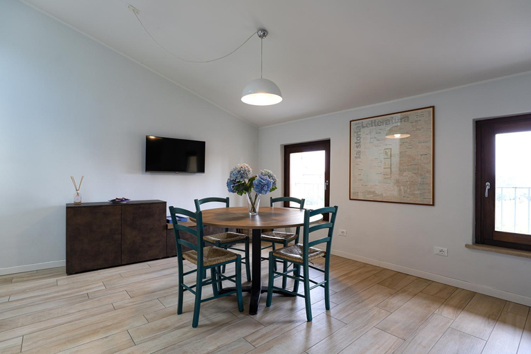 Others 3, Le Querce Apartments, Verona