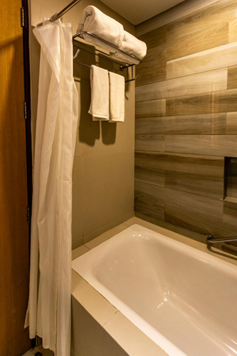 Bathroom 6