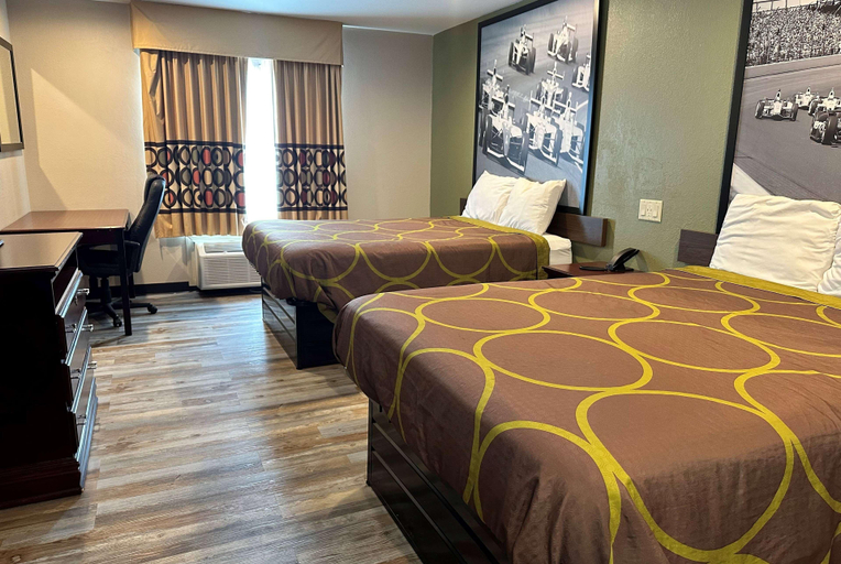Bedroom 5, Super 8 by Wyndham Frankfort IN, Clinton