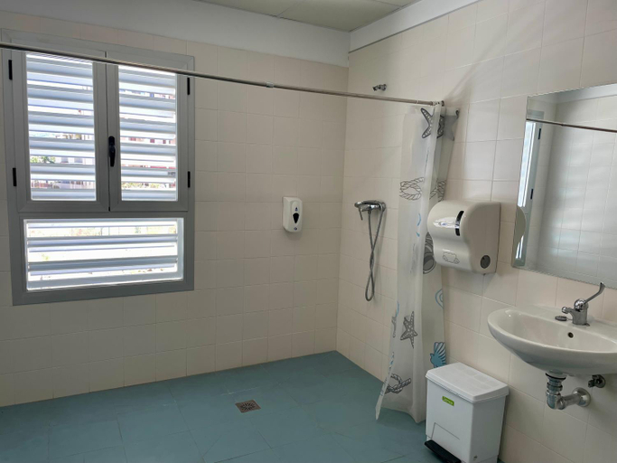 Bathroom 3, ALOJAMIENTO TORROX PLAYA Centro de Ocio y Tiempo Libre, Málaga