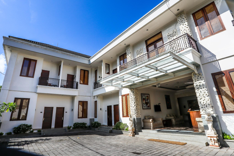 Entrance, Jim's Residence, Badung
