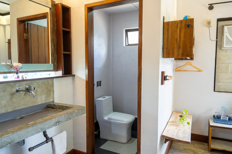 Bathroom 7