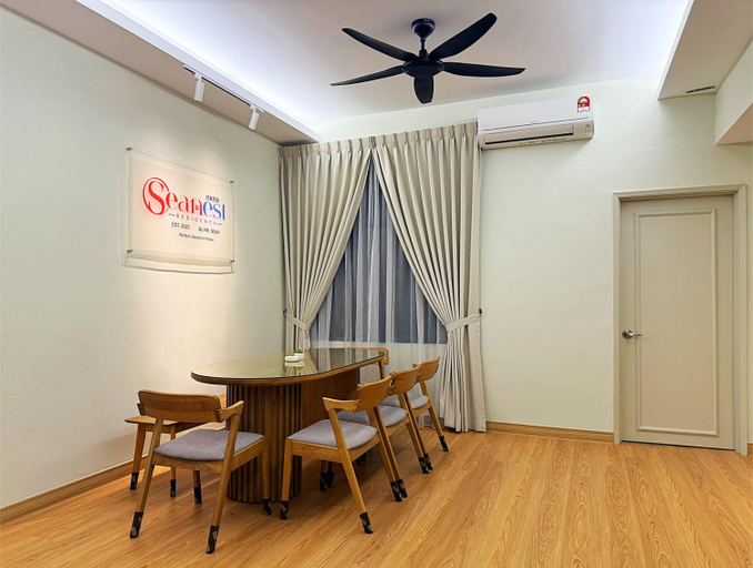 Dining Room 15