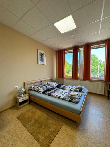 2, Monteur Zimmer Kreisel, Kassel
