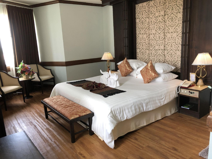 Bedroom 8