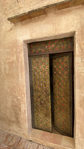 Others 5, Maison d'Ax, Matera