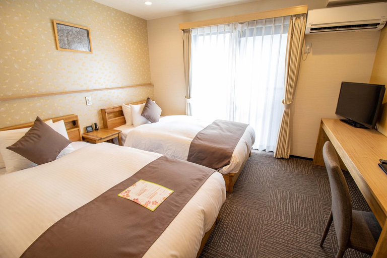 Bedroom 8