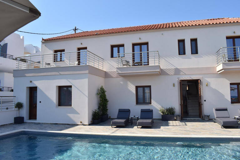 Others 5, La vie luxury suites, Attica