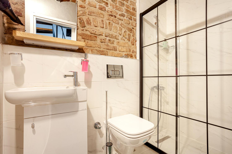 Bathroom 4, Armel Homes Beyoğlu, Beyoğlu