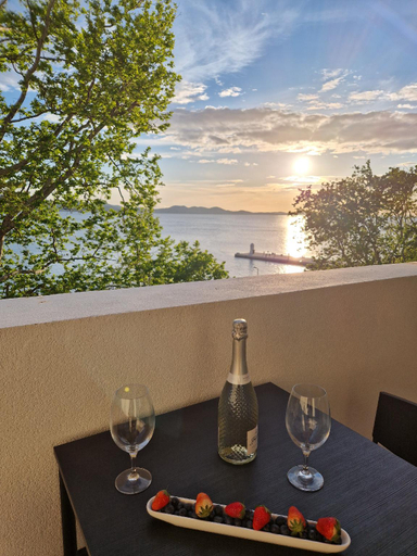 Others 4, Seafront Sunset Room 1 by Belmont Realty, Zadar
