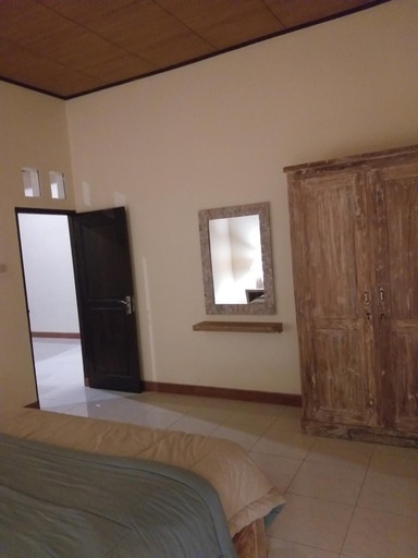 Bedroom 2, Mama Guesthouse, Karangasem