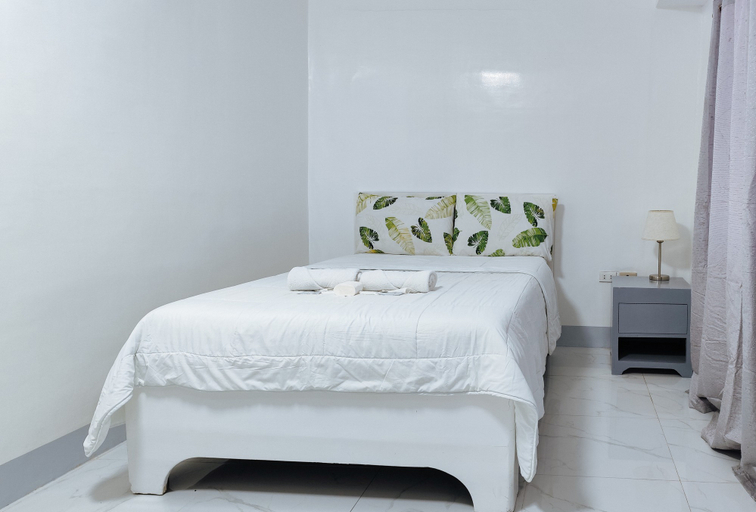 Bedroom 5, RedDoorz @ Pilgrims Hotel, Pagadian City