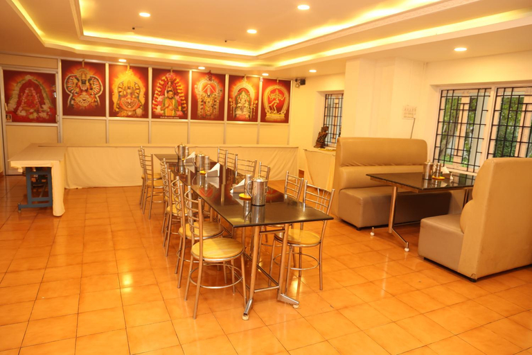 Food & Drinks 5, Sri Kamala Nivas, Vellore