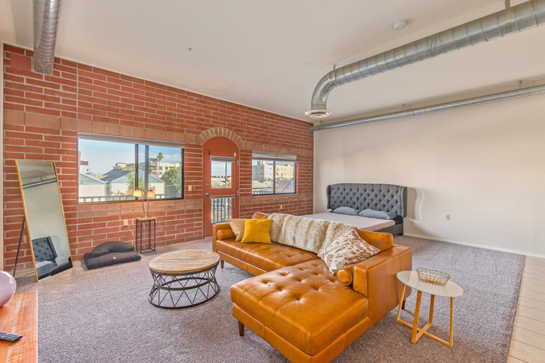 Room 2, Stunning Phoenix Prime Urban Living, Maricopa